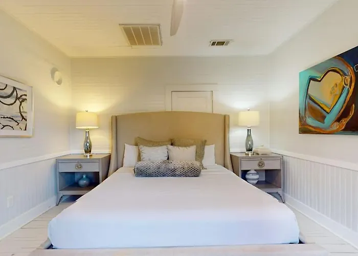 Historic Downtown With High-speed Wifi And Ac - Dogs Okay Holiday home *